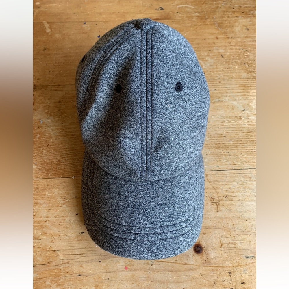 Lululemon Unisex Hat Cap Gray Adjustable Cotton Poly Blend SZ OS NWOT Trendy